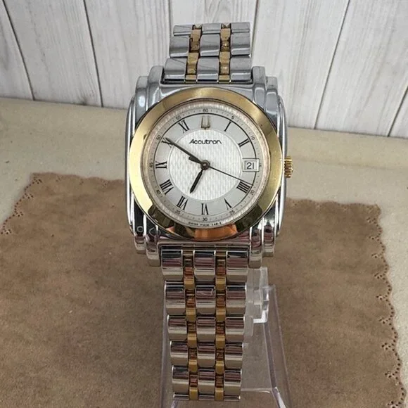 Vintage Sculptured Accutron Bulova T2 Man's Watch 2 Tone Gold & Stainless Steel - Picture 7 of 13